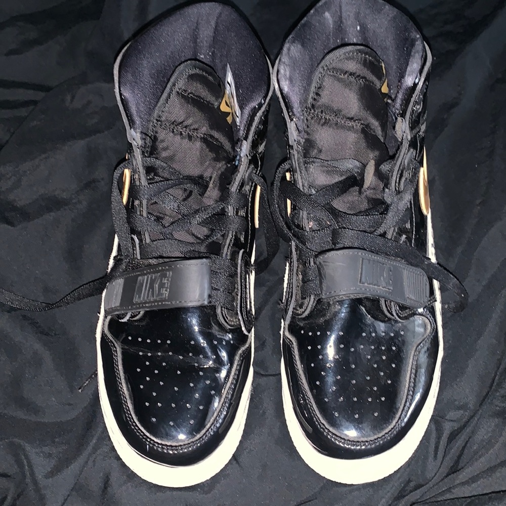 Nike Air Jordan sz 7y
